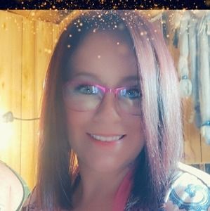 Meet your Posher, Chelsie